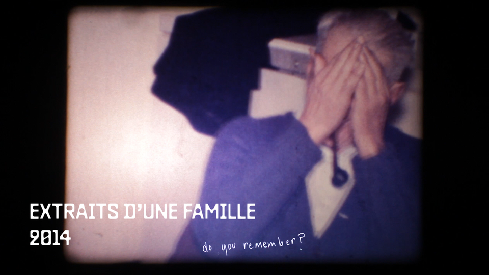 Stream EXTRAITS D’UNE FAMILLE at home